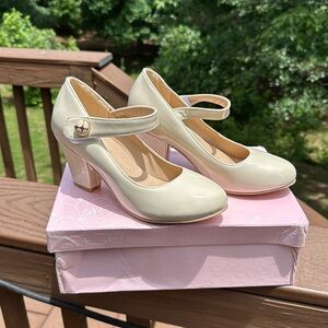 Pixie Cove Formal dance Beige heel shoes size 36 womens 1 1/2 heel